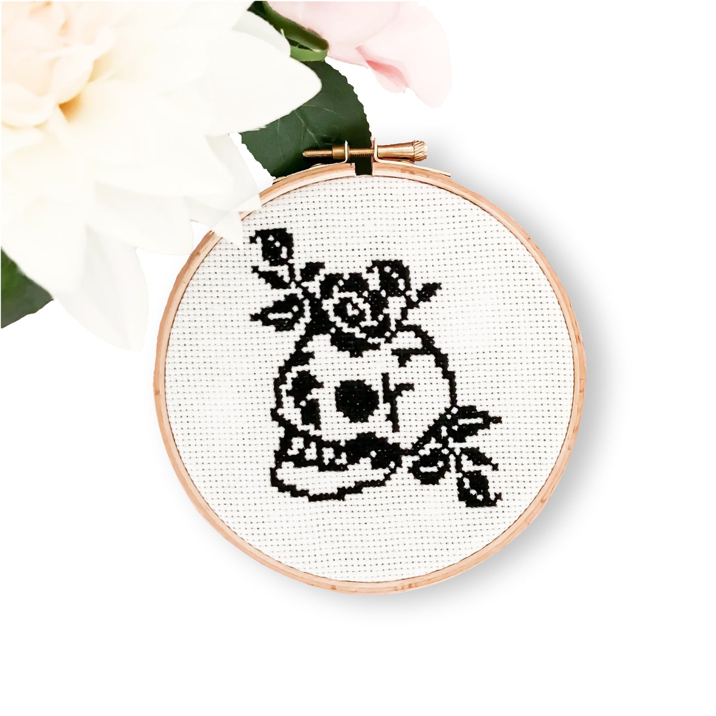 Skull & Roses Cross Stitch Kit
